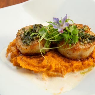 Herb Crusted Scallops*