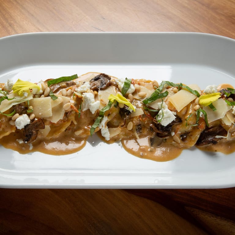 Delicious Roasted Cauliflower: A Healthy Vegetarian Option